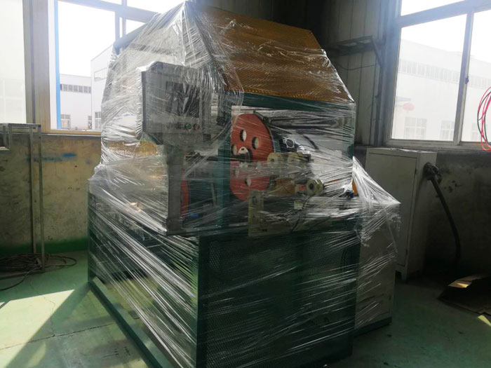 內鑲貼片式滴灌帶生產線