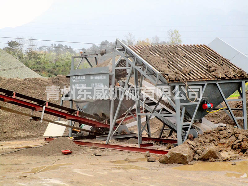 湖北宜昌篩沙機應用(yòng)現(xiàn)場