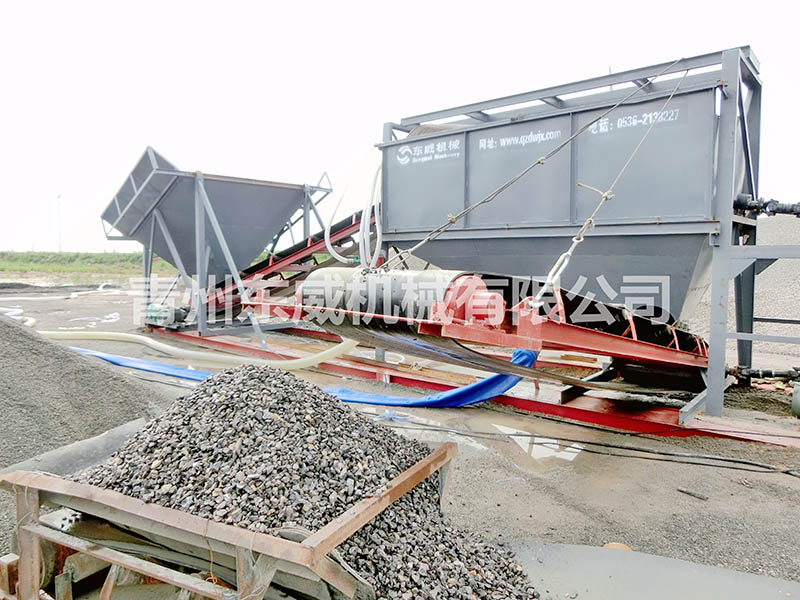 連雲港洗石機應用現(xiàn)場