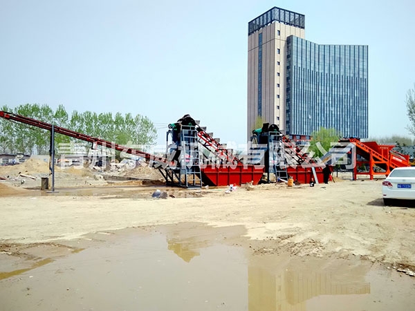 700型挖鬥（dòu）洗沙機